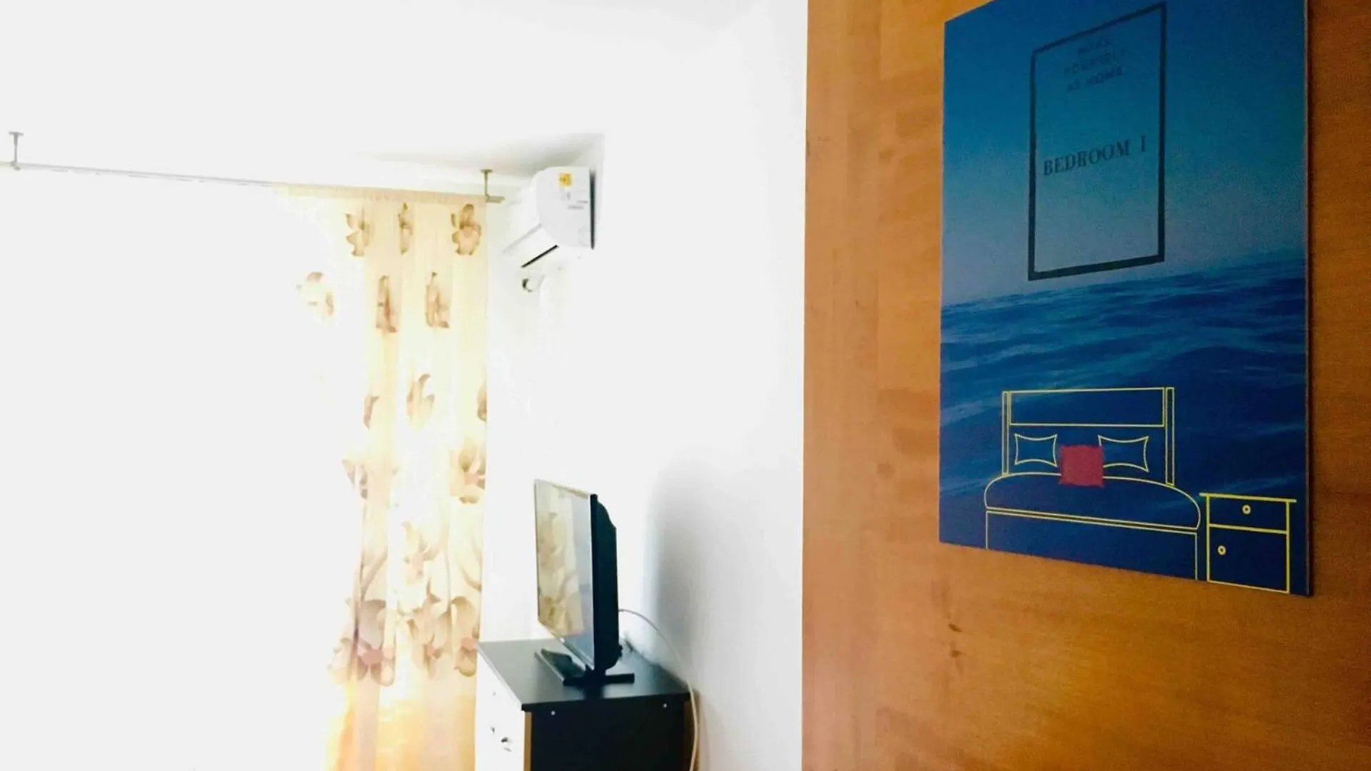 Downtown Unirii 2 Private Rooms With Shared Amenities Bükreş Daire